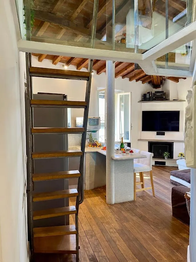 Florence Apartment Romantic View Italy